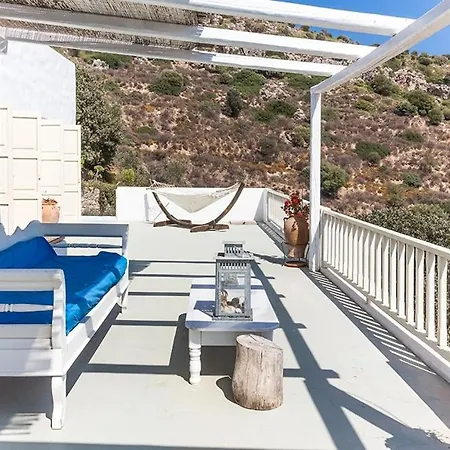 Agnantia, Leros Villa *
