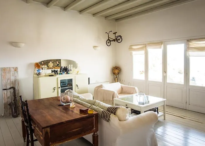 Agnantia, Leros Villa