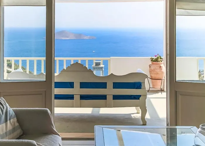 Agnantia, Leros Villa *