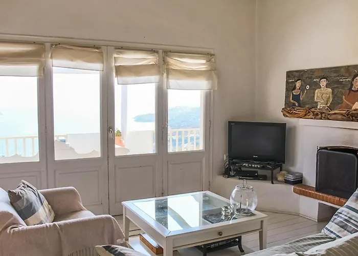 Agnantia, Leros Villa