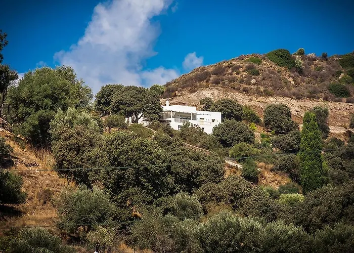 Agnantia, Leros Villa