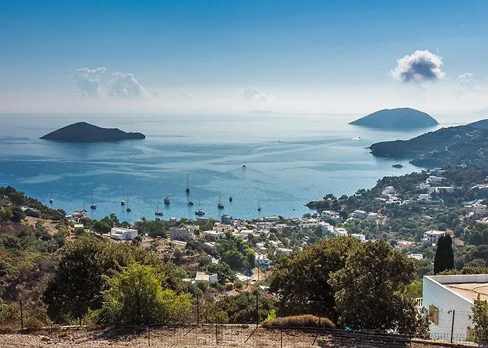 Agnantia, Leros Villa *