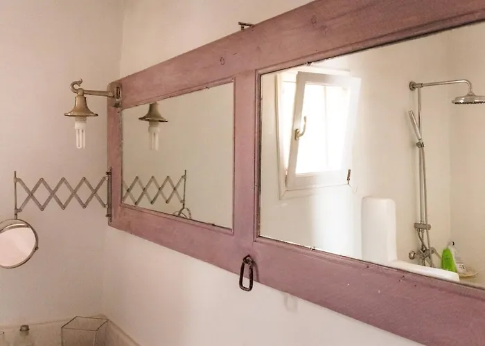 Agnantia, Leros Villa